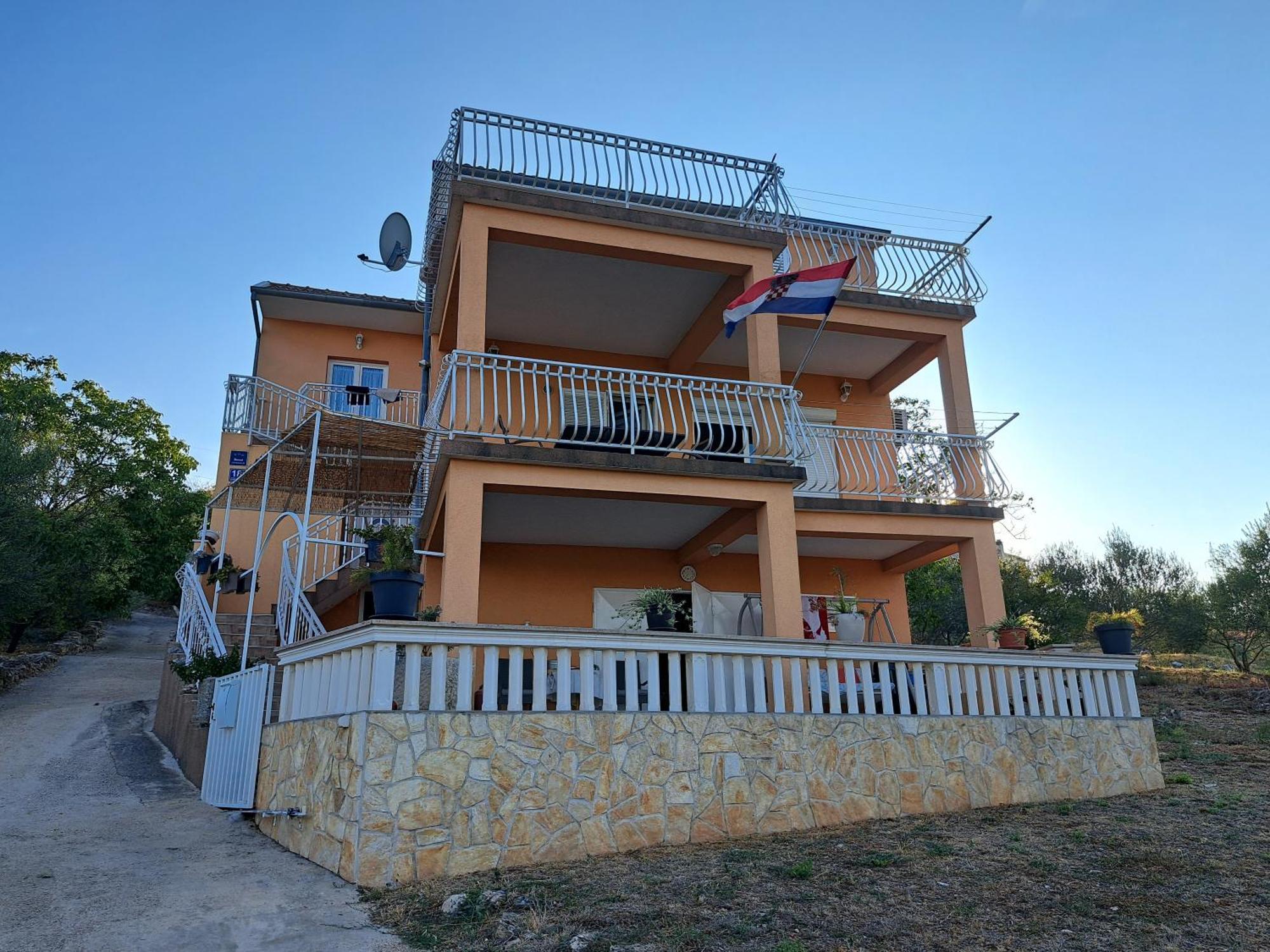 Apartment Petra Raslina Zewnętrze zdjęcie