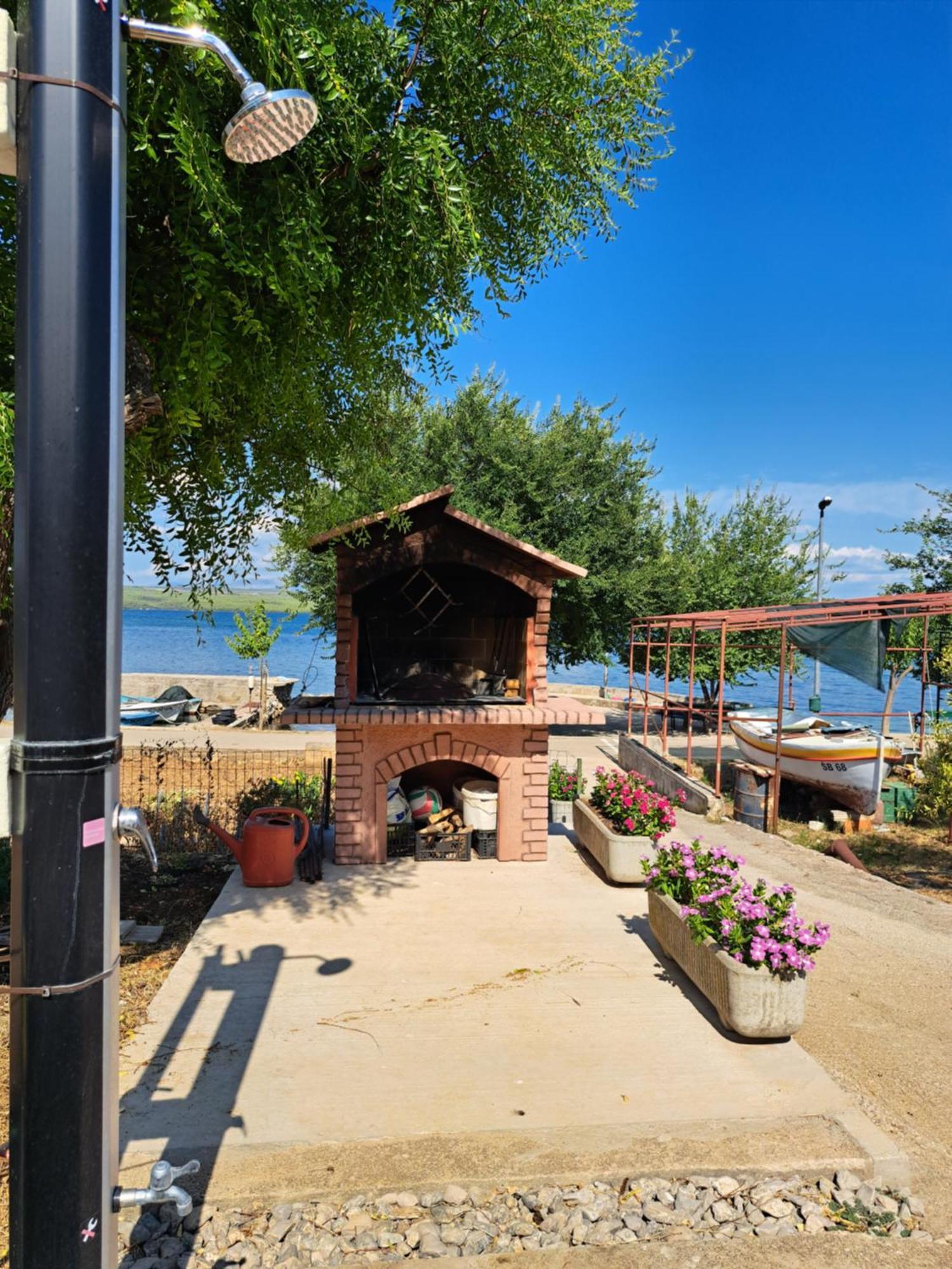 Apartment Petra Raslina Zewnętrze zdjęcie